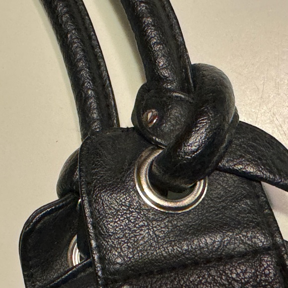 High End Black Leather Ruby & Kit Handbag Fold Over Purse MINTY Rock Boho - Picture 3 of 10